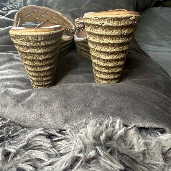 Venus sparkly thong wedge sandals, never worn - Picture 2 of 4